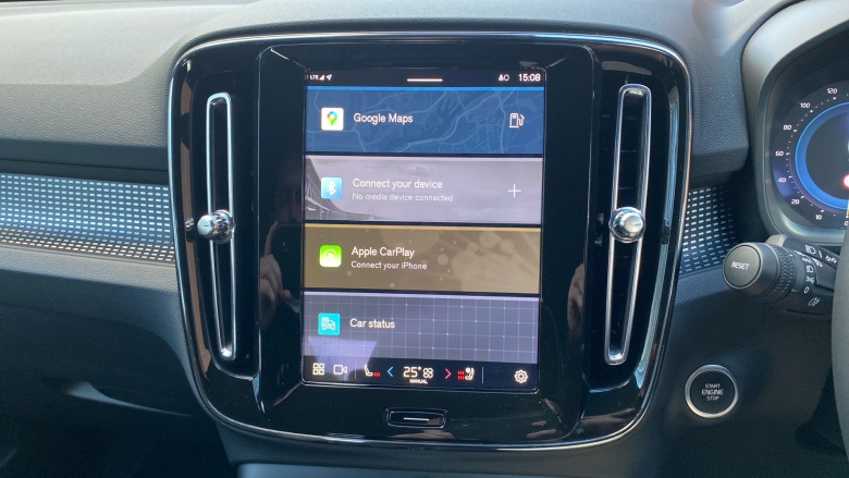 Volvo XC40 2.0 B3P Plus Dark 5dr Auto Petrol Estate